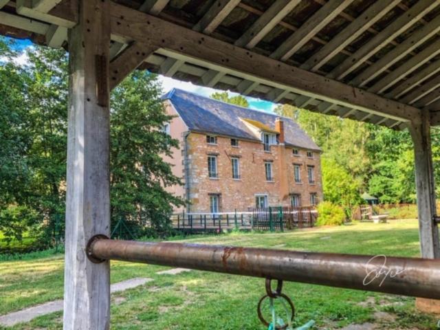 مبيت وإفطار Saint Cyr-sous-Dourdan Le Moulin Bleu المظهر الخارجي الصورة