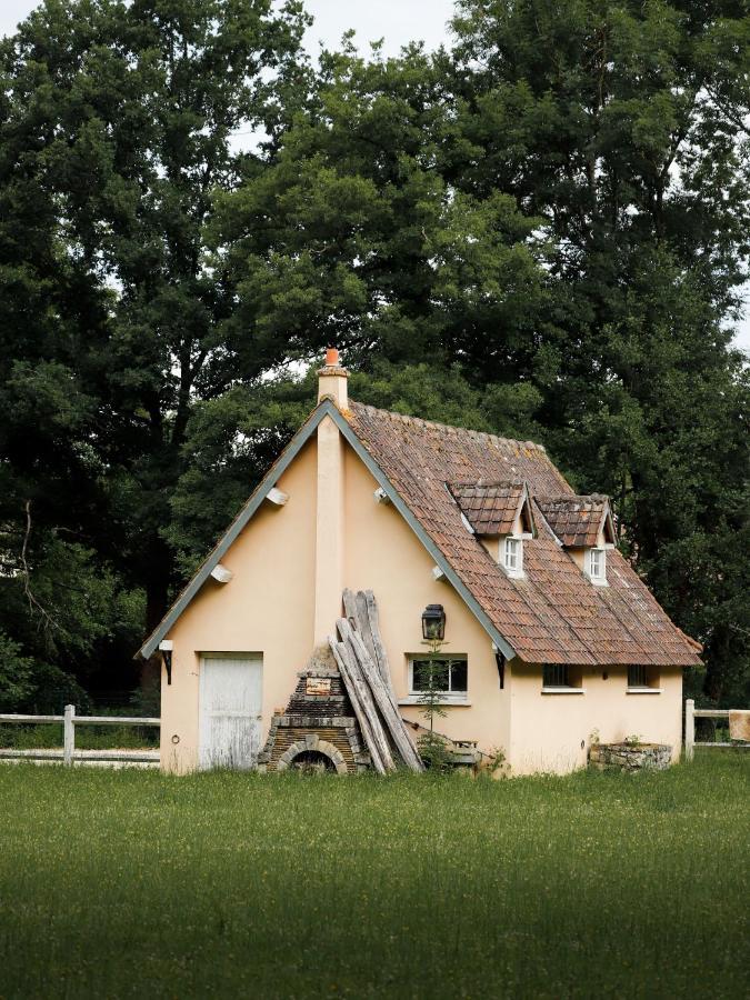 مبيت وإفطار Saint Cyr-sous-Dourdan Le Moulin Bleu المظهر الخارجي الصورة